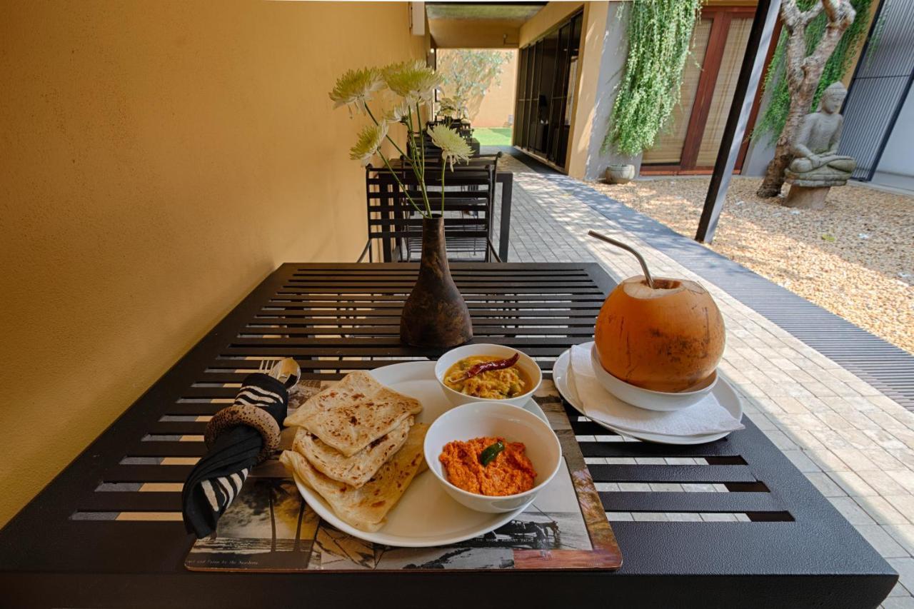 Om Shambhala Bed & Breakfast Colombo Exterior photo